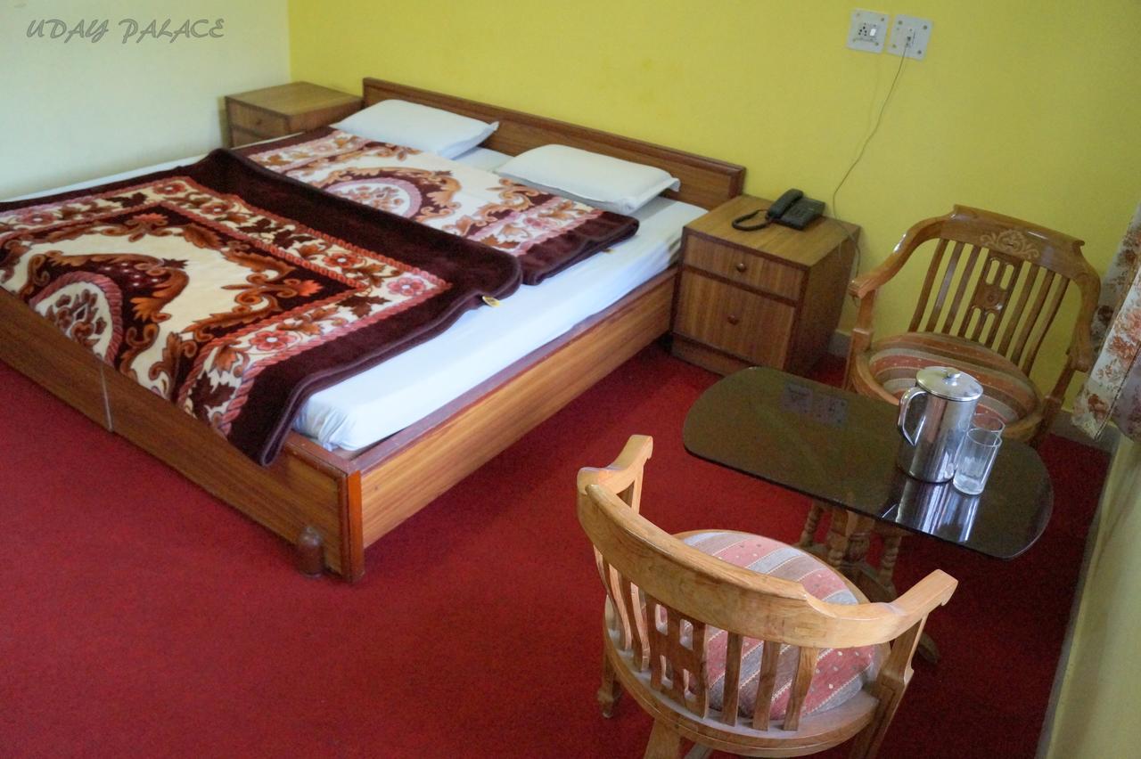 Hotel Uday Palace Pipalkoti Ngoại thất bức ảnh