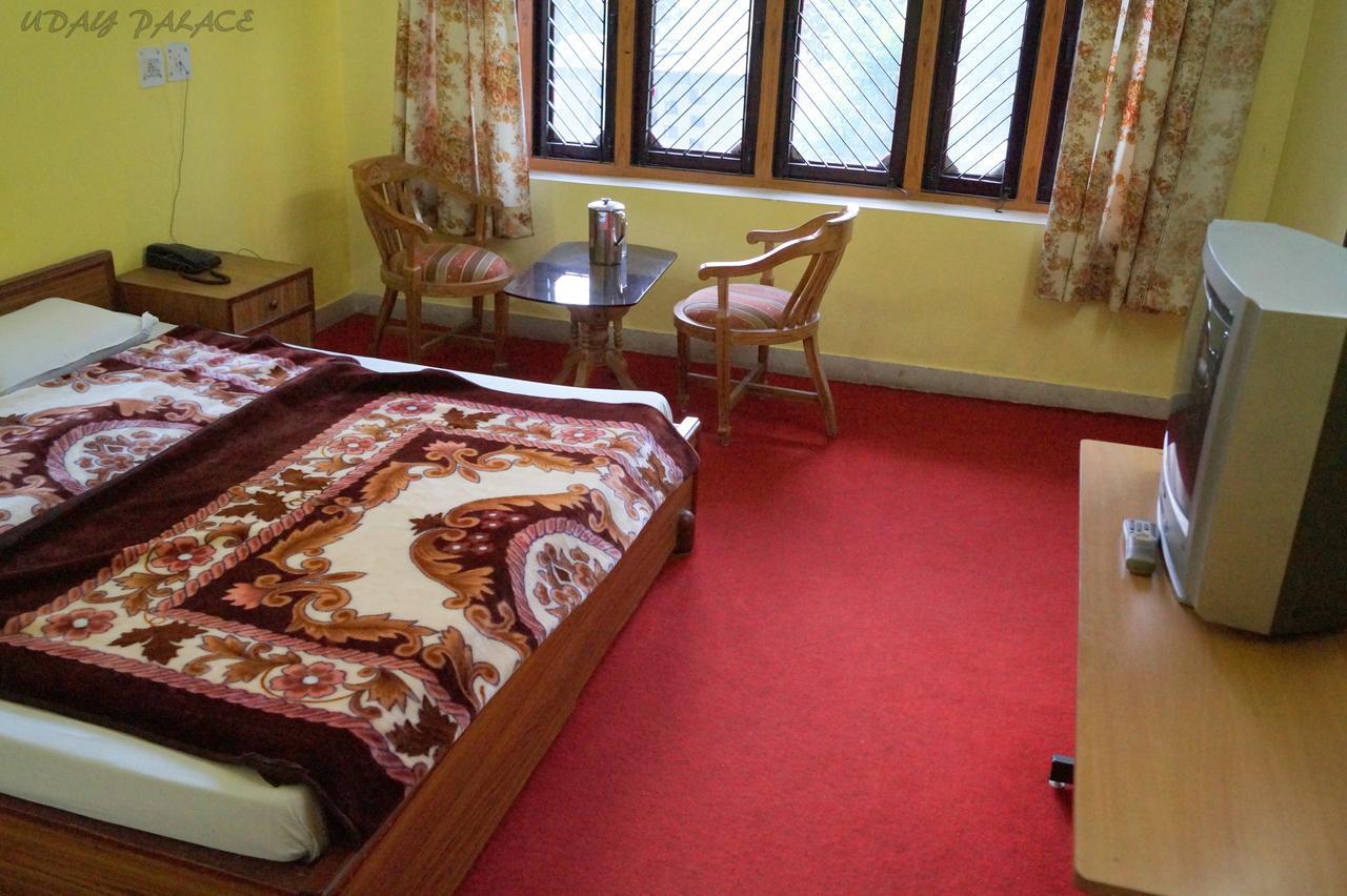 Hotel Uday Palace Pipalkoti Ngoại thất bức ảnh