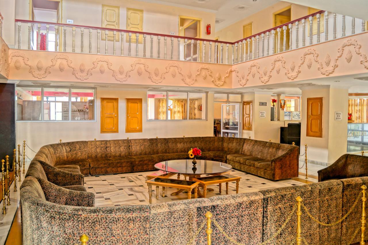 Hotel Uday Palace Pipalkoti Ngoại thất bức ảnh